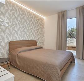 3 bedroom villa with infinity pool, jacuzzi & sauna, Castellammare del Golfo, sleeps 6